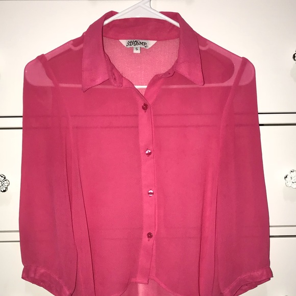 Pink blouse light weight in great condition - Picture 4 of 7